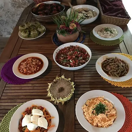 Susam Suites Bed and Breakfast *