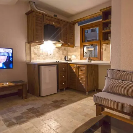 Susam Suites